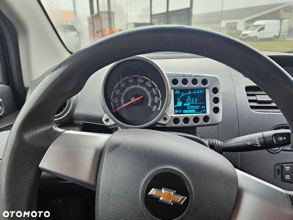 Chevrolet Spark 1.0 LS - 8