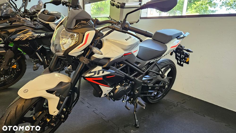 Benelli BN 125 - 4