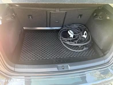 Volkswagen Golf - 12