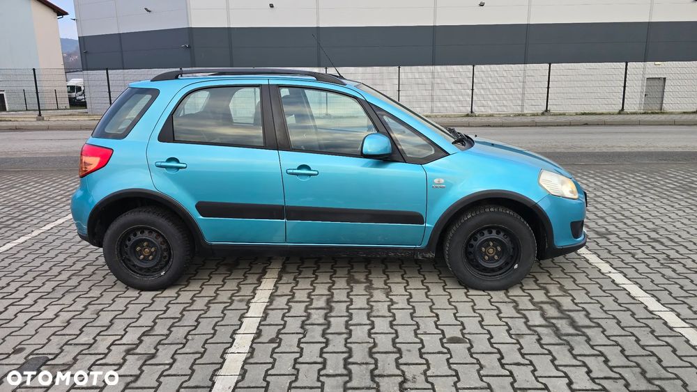 Suzuki SX4 1.9 DDiS DPF 4x4 Comfort - 3