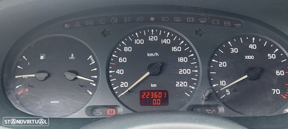 Renault Mégane - 5