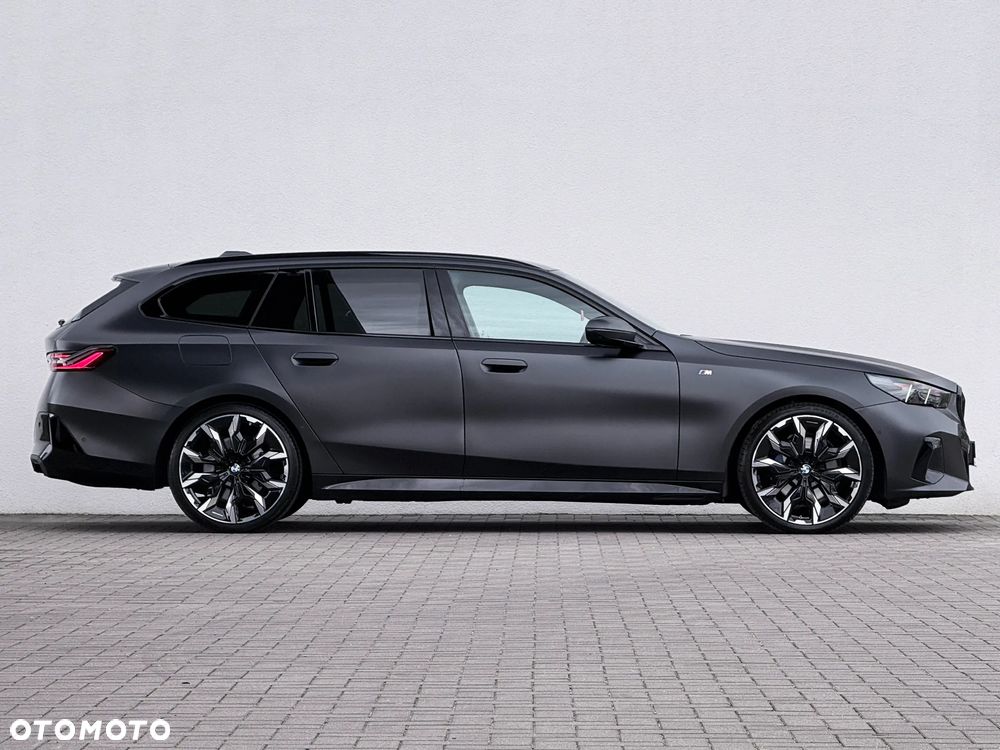 BMW Seria 5 520d xDrive - 4
