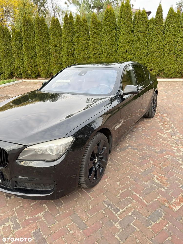 BMW Seria 7 740d xDrive - 2