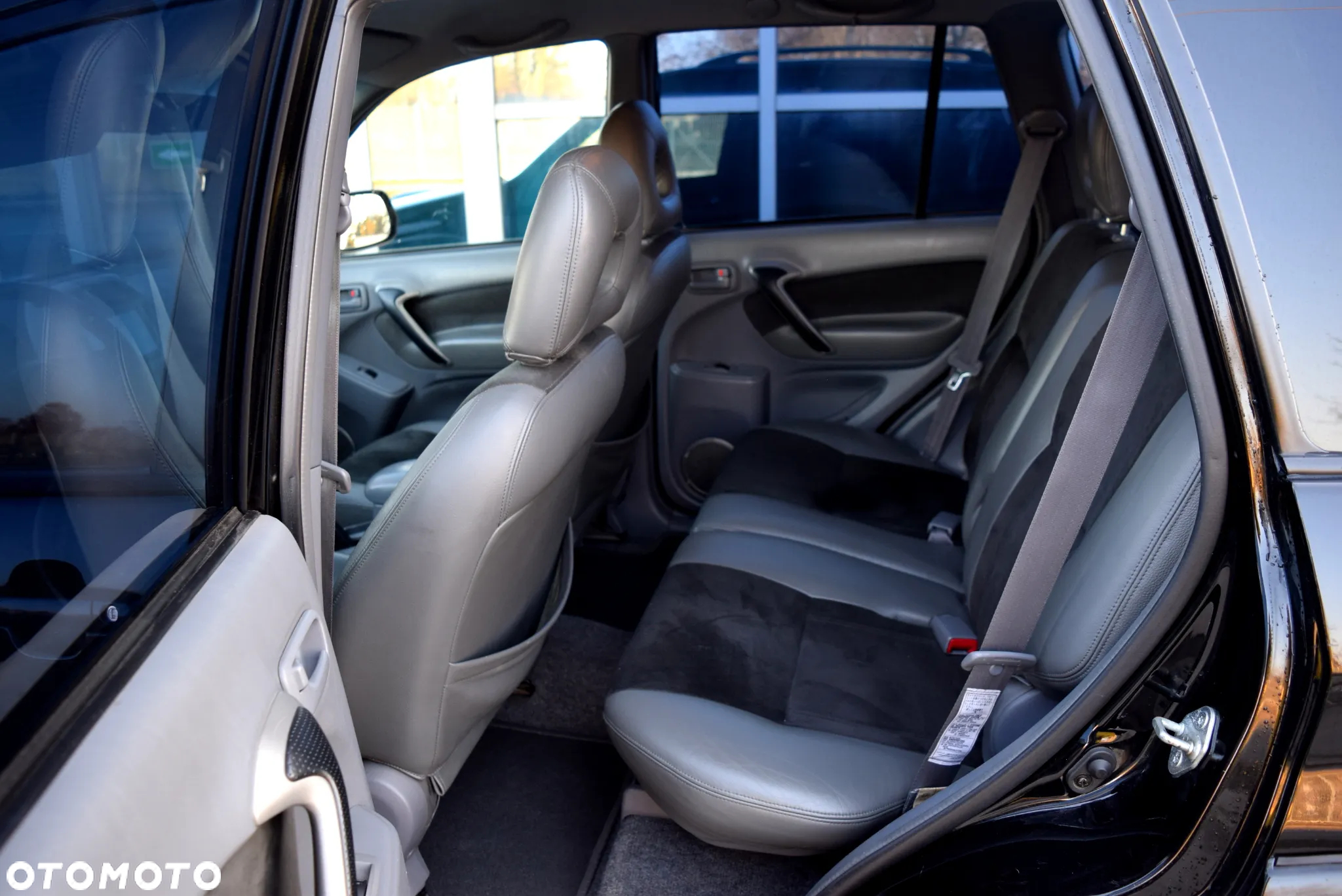 Toyota RAV4 2.0 D-4D 4x4 - 8