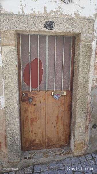 Prédio urbano / casa em Penamacor - Grande imagem: 3/8