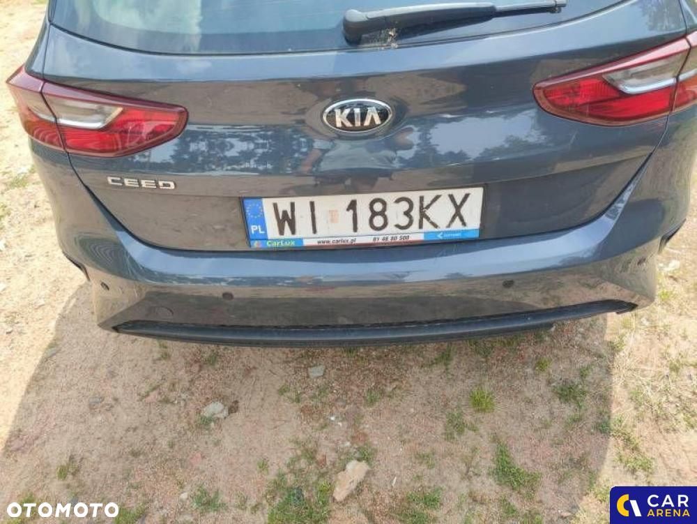 Kia Ceed - 35