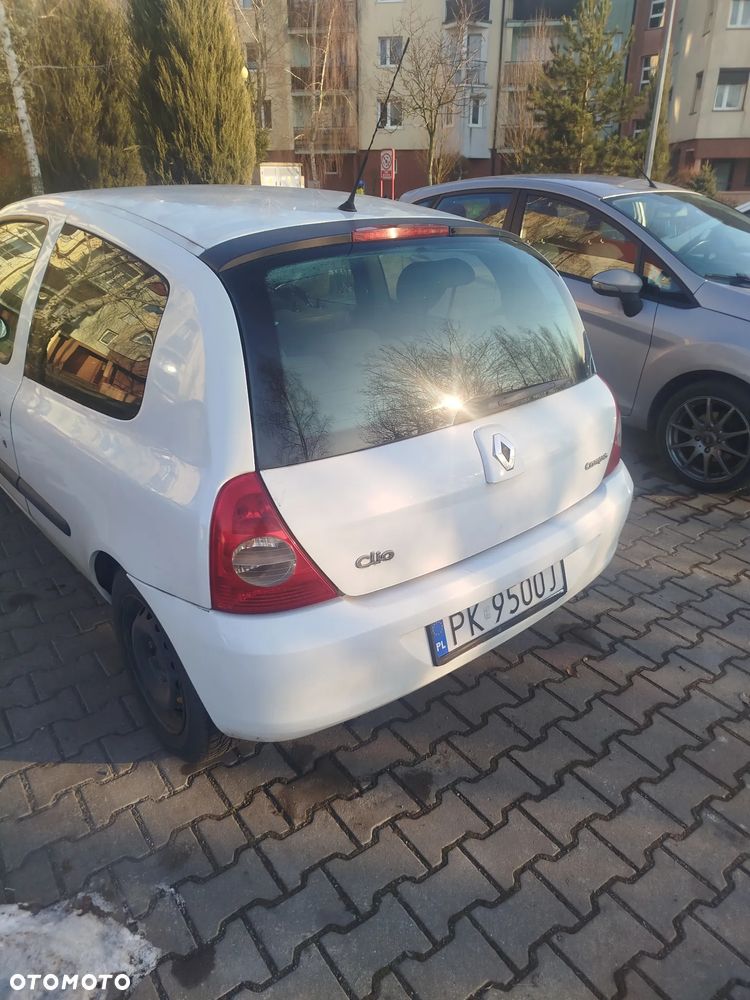 Renault Clio - 2