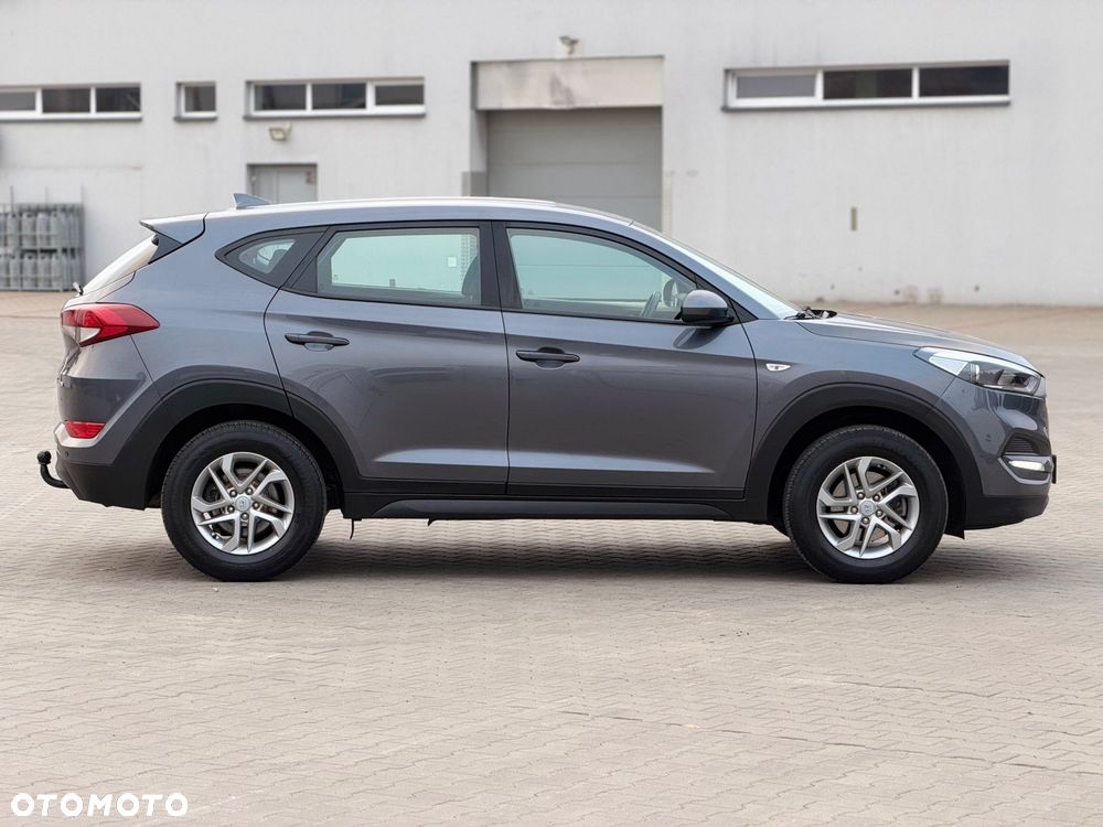 Hyundai Tucson blue 1.6 GDi 2WD Navi - 10