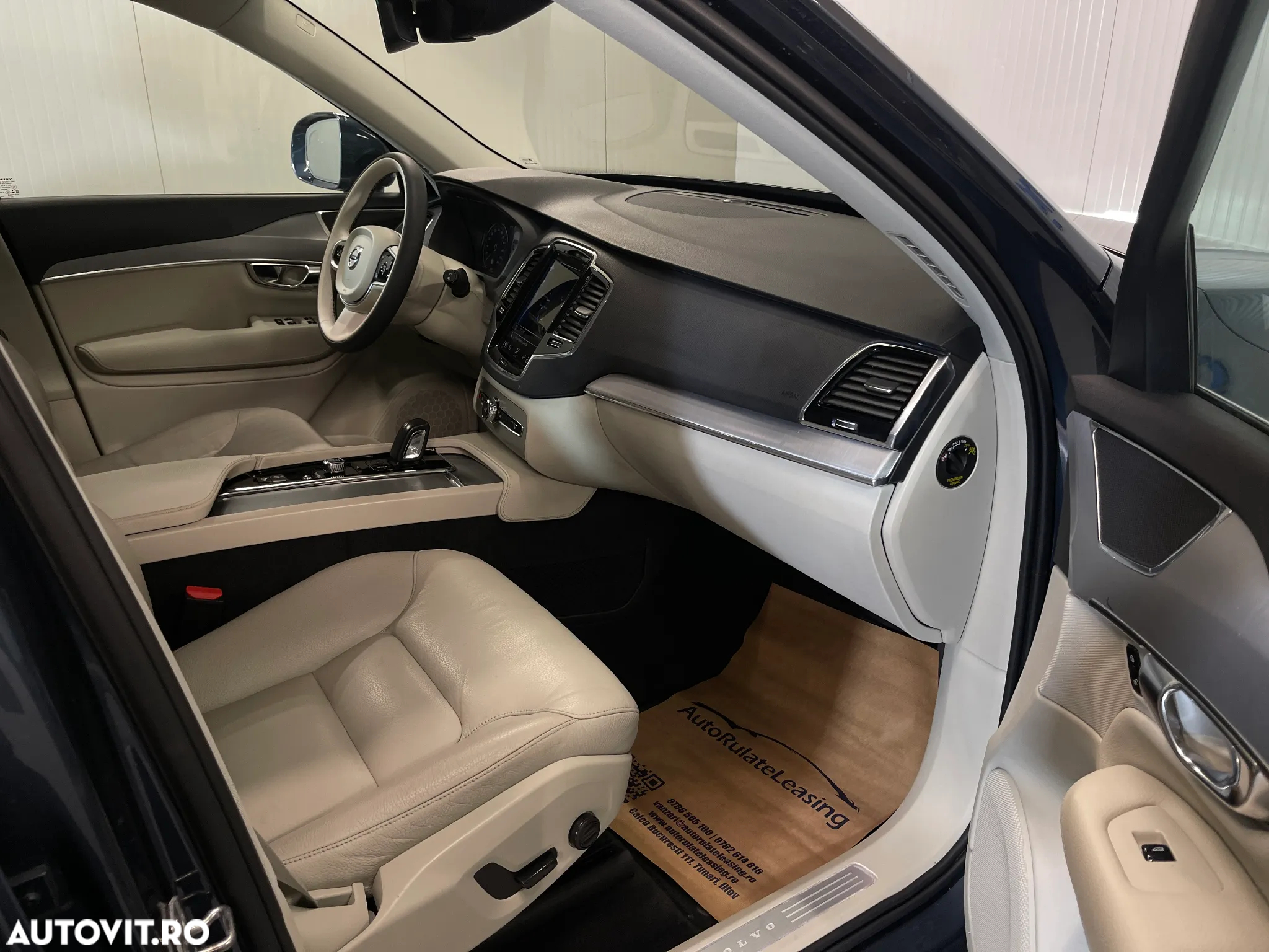 Volvo XC 90 T8 eAWD Momentum Pro - 9