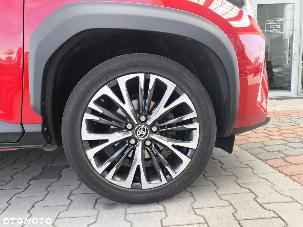 Toyota Yaris Cross - 16