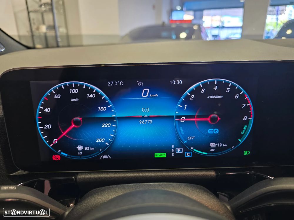 Mercedes-Benz GLA 250 e 8G-DCT AMG Line - 26