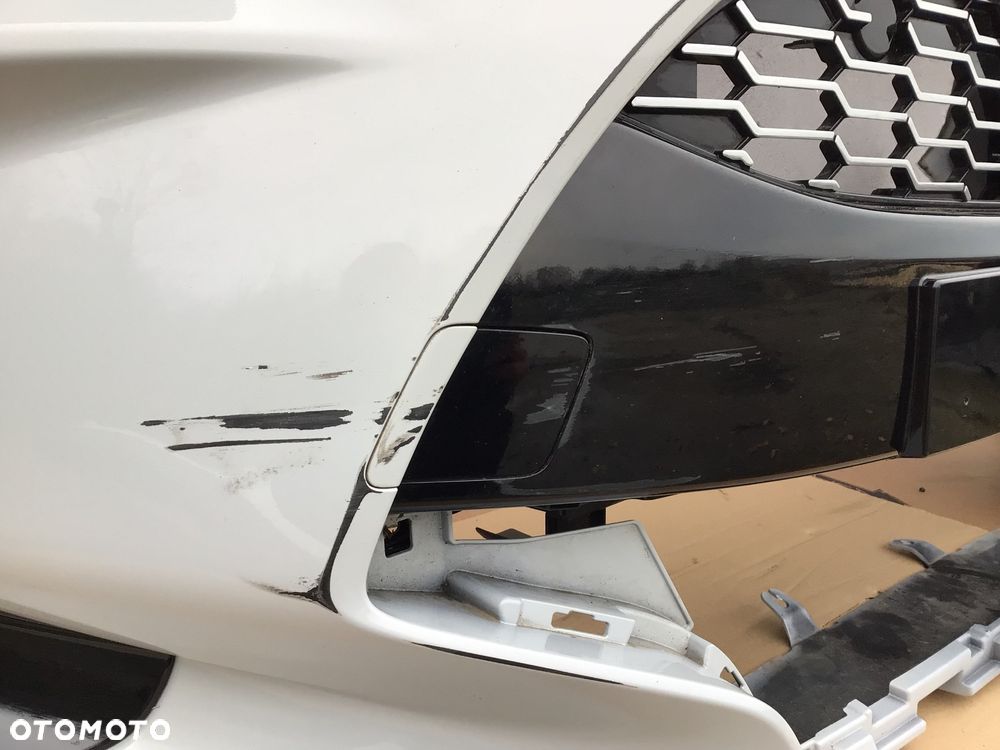 Zderzak przedni Toyota Yaris lV 4 GR Sport - 4