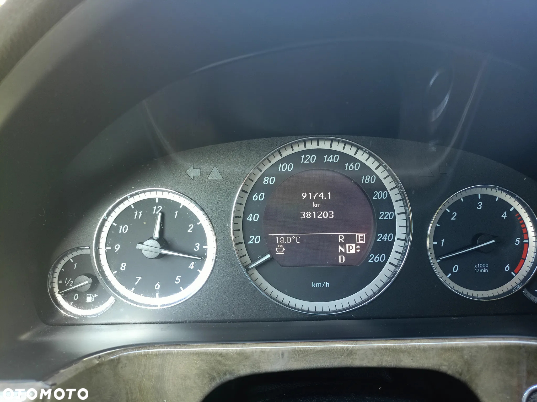 Mercedes-Benz Klasa E 350 CDI 4-Matic BlueEff - 10
