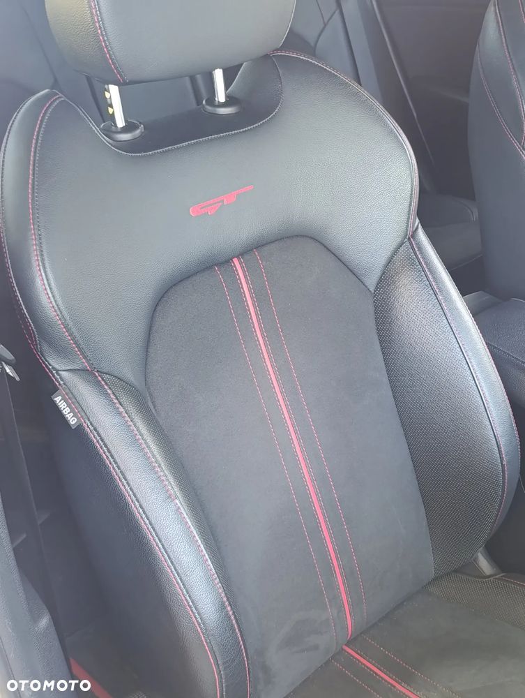 Kia ProCeed 1.6 T-GDI GT DCT - 15