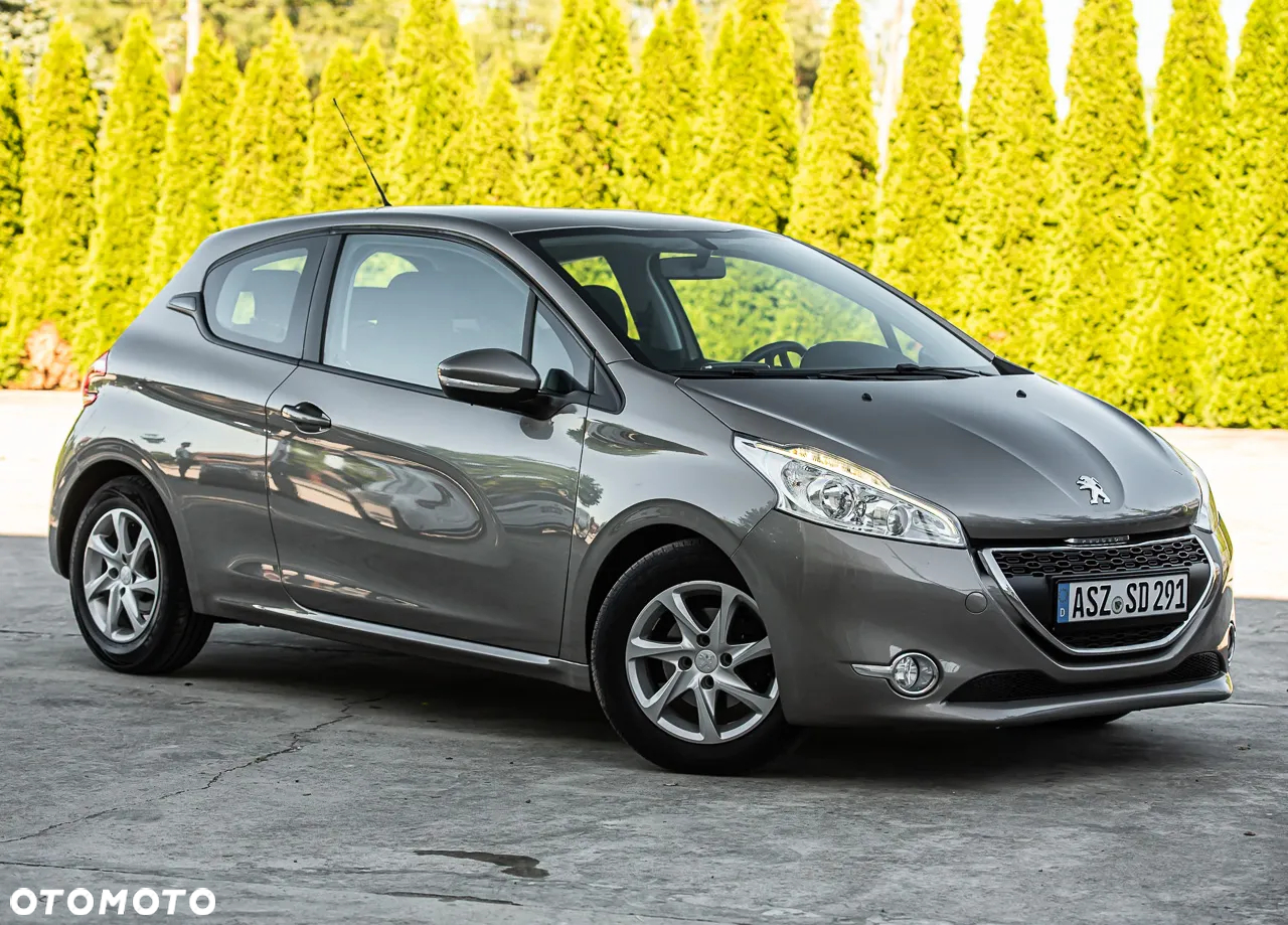 Peugeot 208 - 2