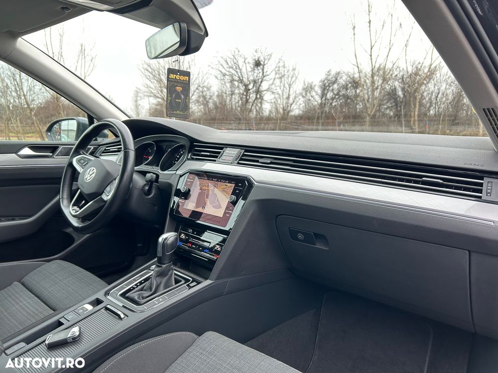 Volkswagen Passat - 9