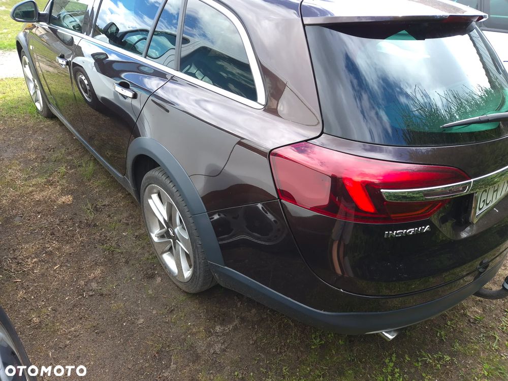 Opel Insignia 2.0 T Cosmo 4x4 S&S - 6