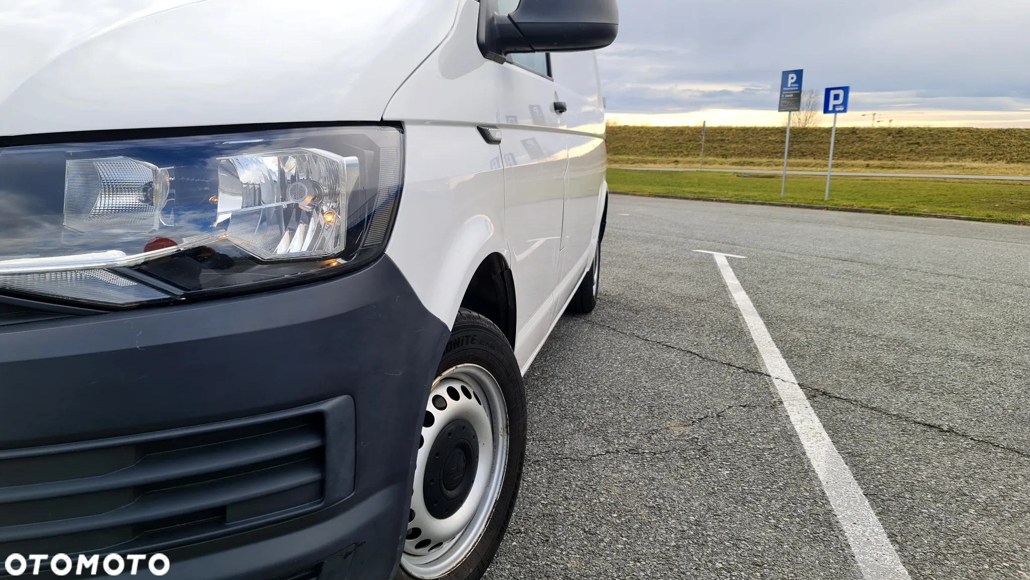 Volkswagen Transporter - 7