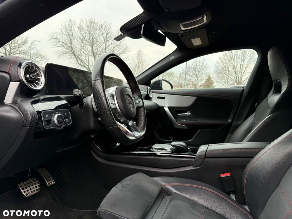 Mercedes-Benz CLA 180 d 8G-DCT AMG Line - 12