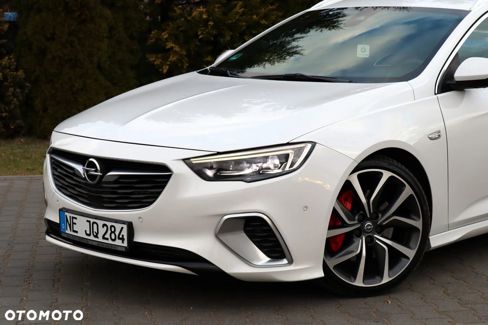 Opel Insignia 2.0 BiTurbo D 4x4 Automatik GSI - 17