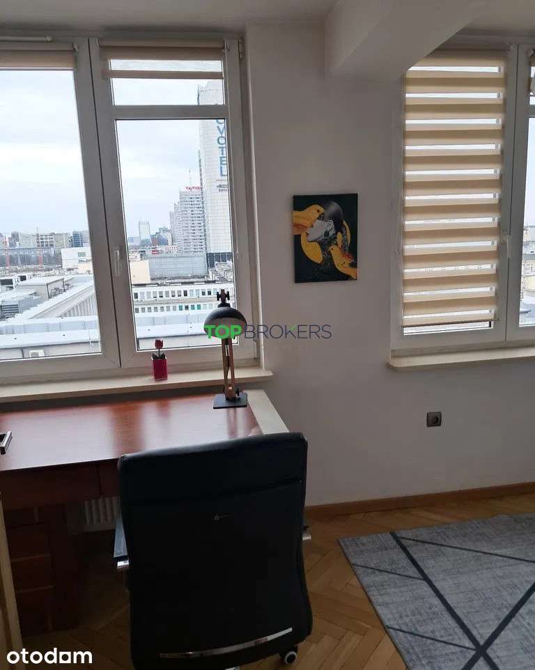 Trzy pokoje z osobną kuchnią w ścisłym centrum