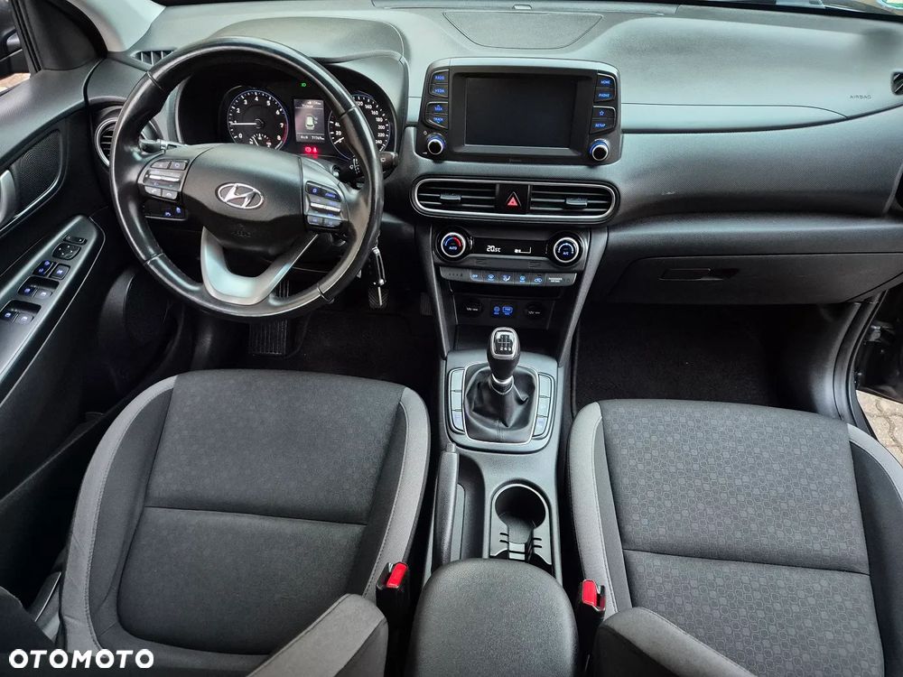 Hyundai Kona - 30