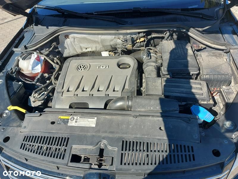 Volkswagen Tiguan 2.0 TDI DPF 4Motion BlueMotion Technology DSG Sport & Style - 11