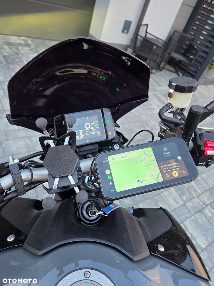 Yamaha MT - 16