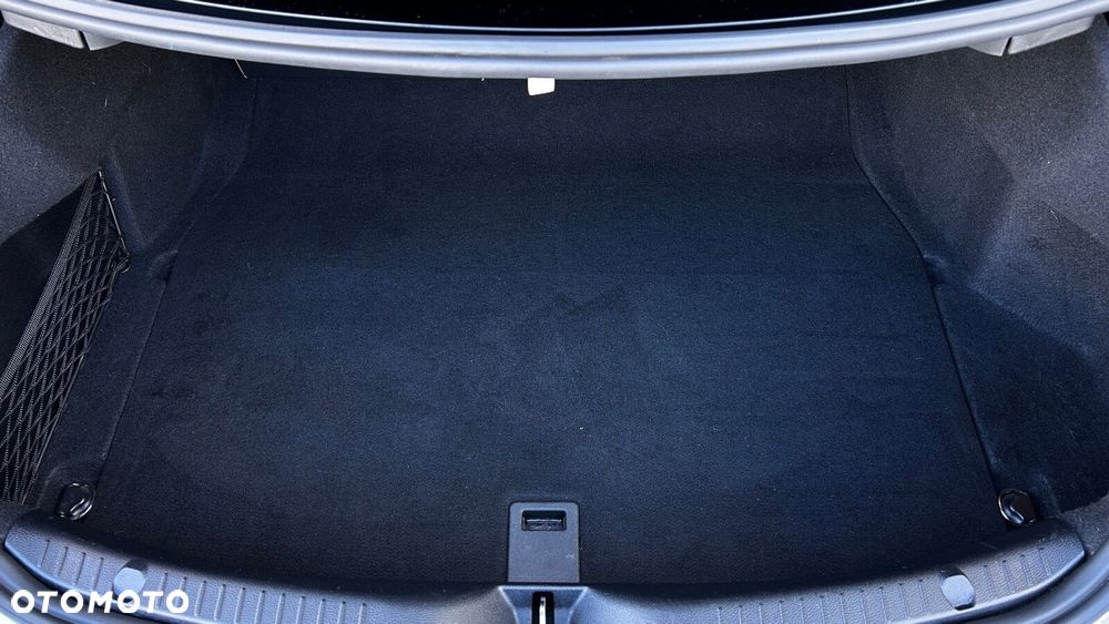 Mercedes-Benz Klasa C 200 4MATIC 9G-TRONIC - 27