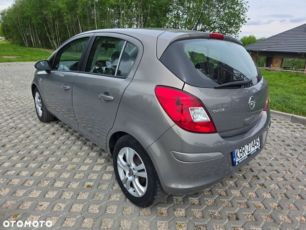 Opel Corsa 1.2 16V Enjoy - 6