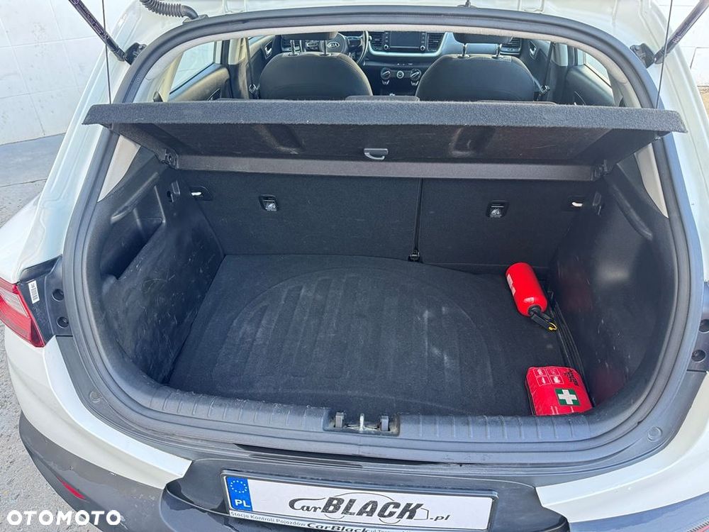 Kia Stonic - 26