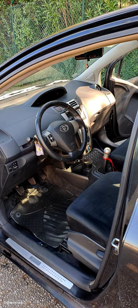 Toyota Yaris 1.4 D-4D Rock In Rio - 7