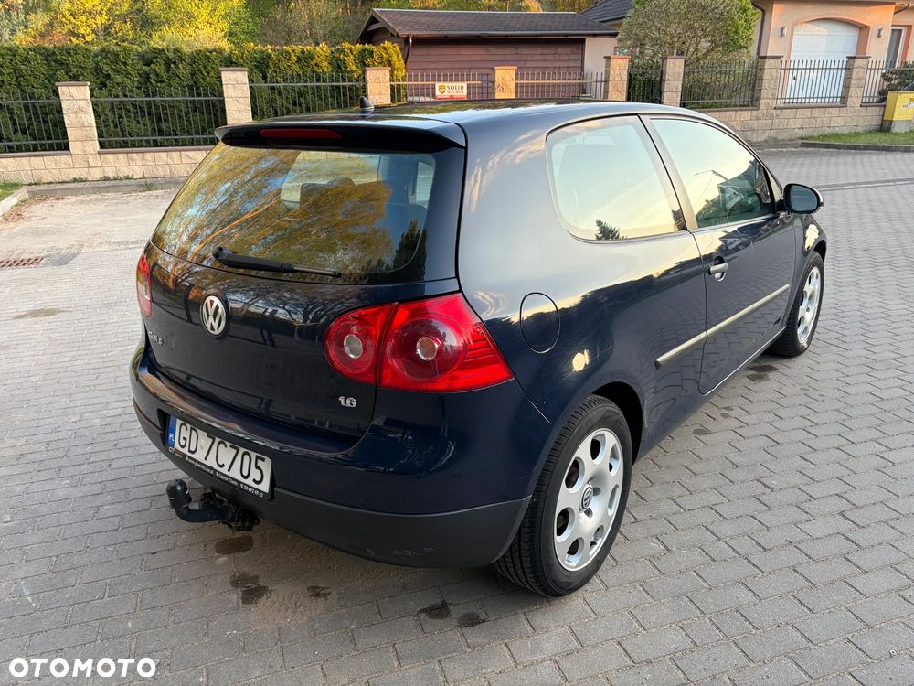 Volkswagen Golf 1.6 Automatik Trendline - 2
