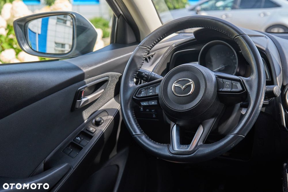 Mazda 2 - 4