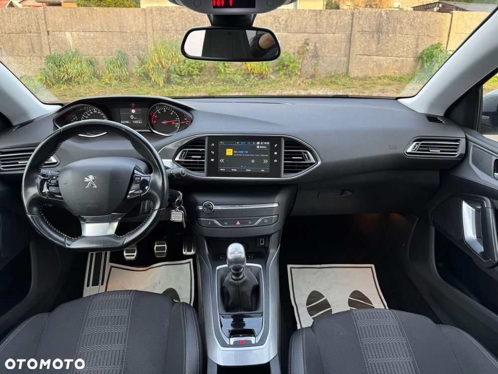 Peugeot 308 BlueHDi FAP 130 Stop & Start Allure - 10