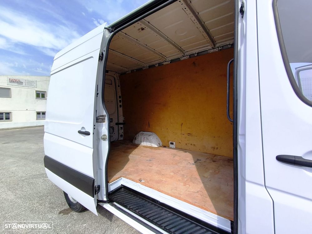 Mercedes-Benz Sprinter - 7
