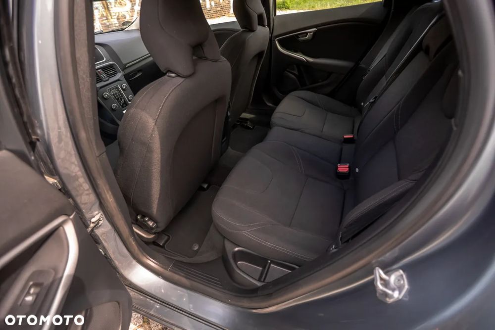 Volvo V40 - 13