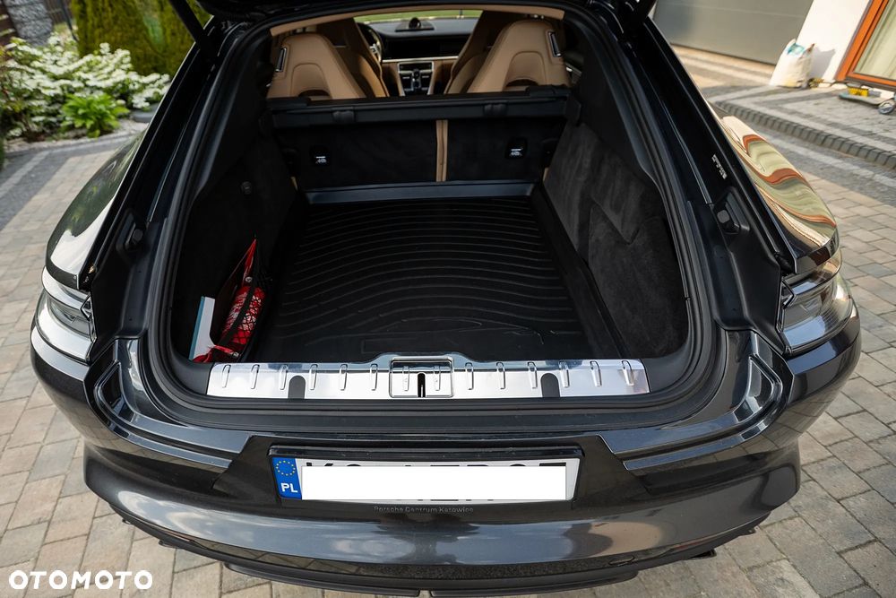 Porsche Panamera 4 E-Hybrid Platinum Edition - 4