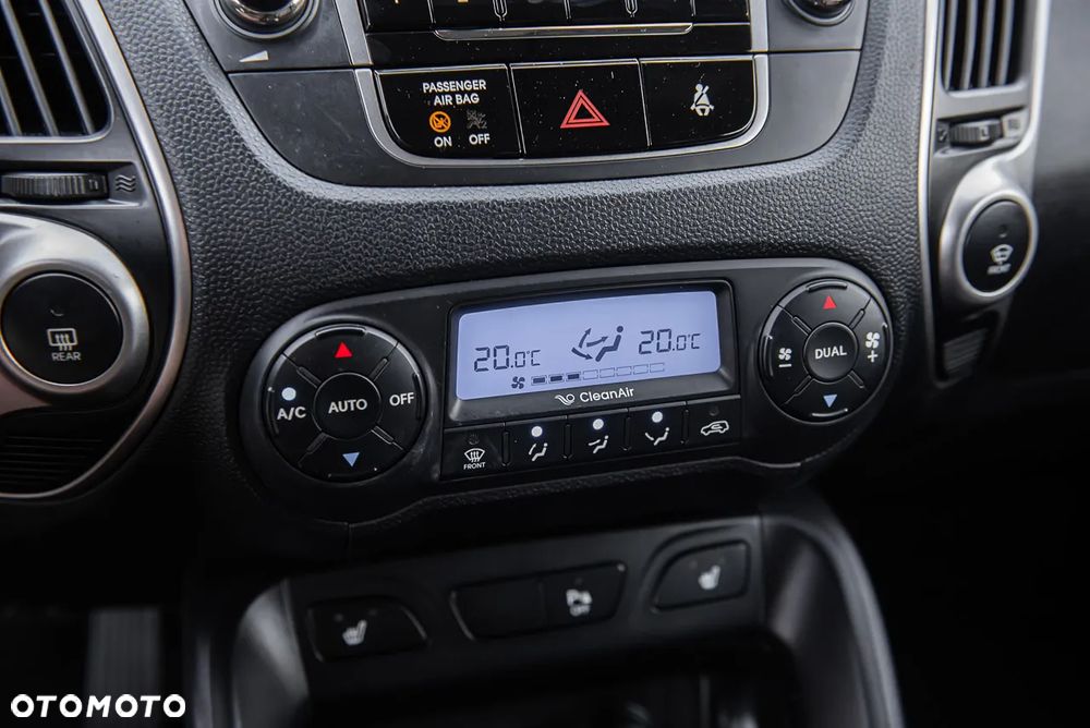 Hyundai ix35 2.0 Premium 2WD - 19