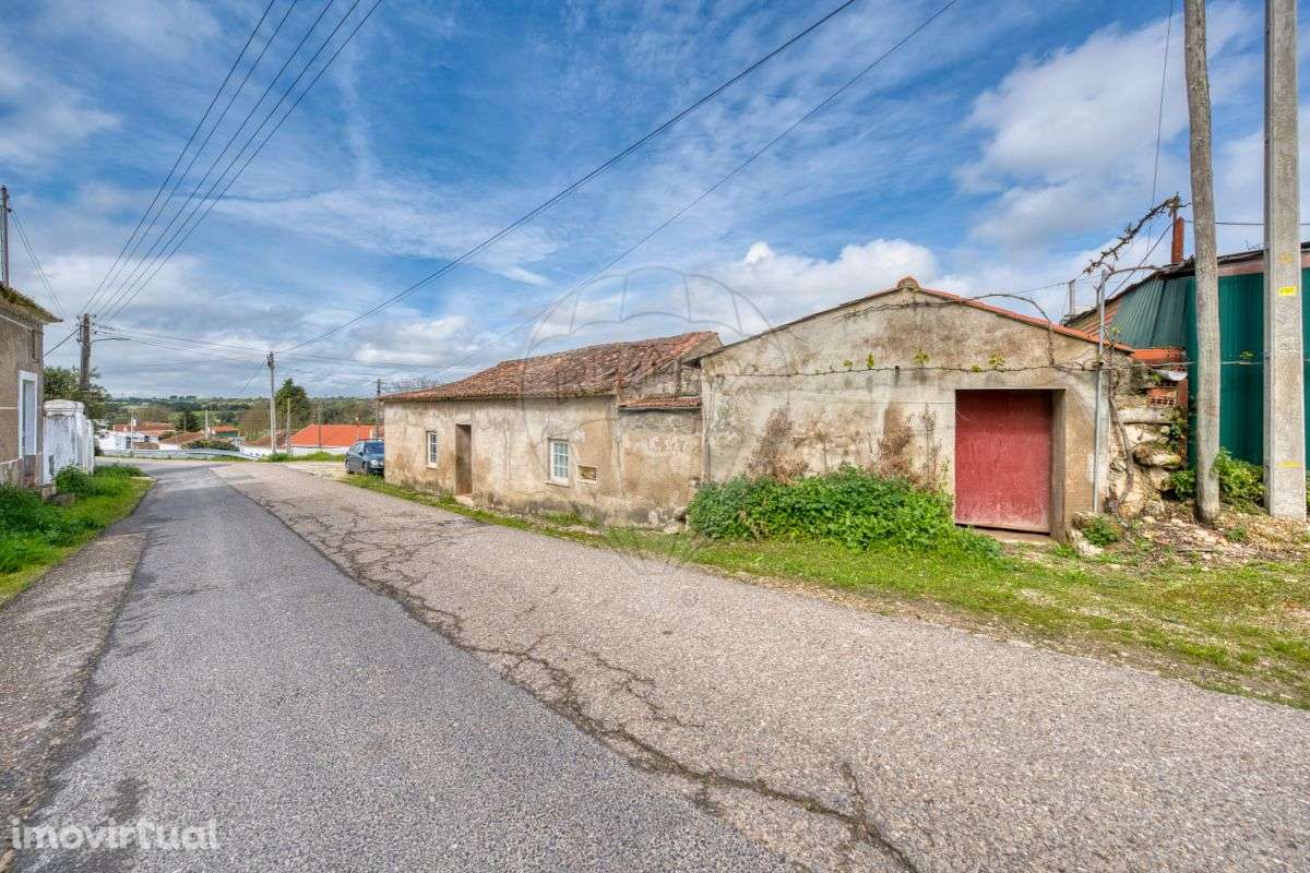 Moradia T2 para venda - Grande imagem: 2/37