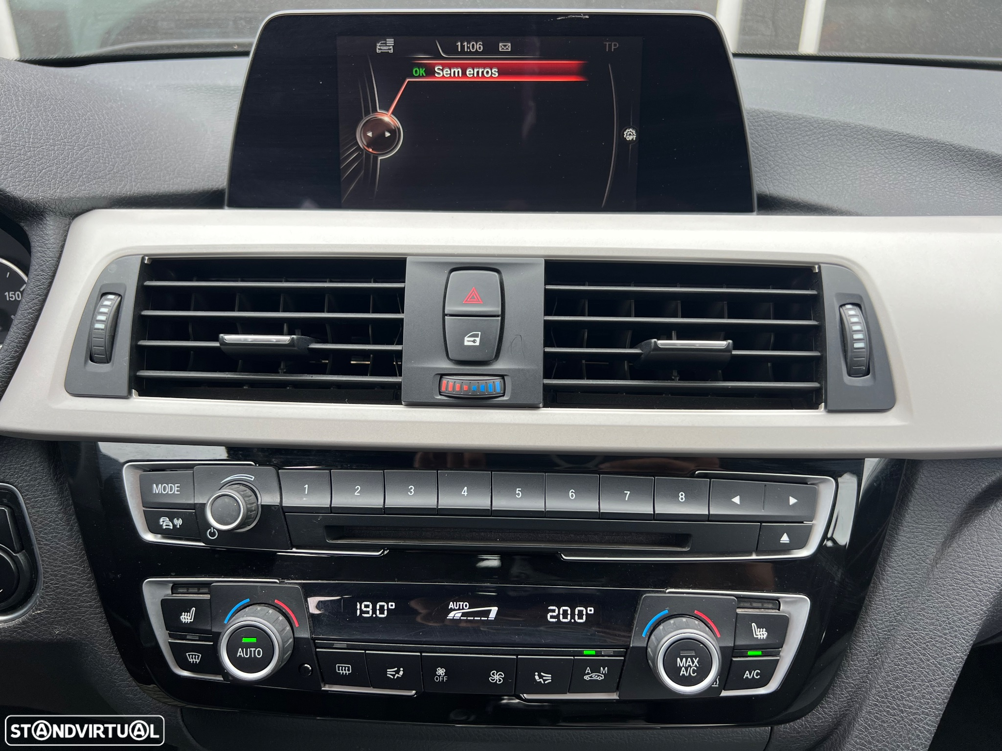 BMW 318 d Touring Advantage - 17