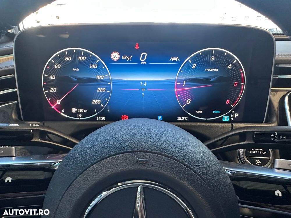 Mercedes-Benz E - 13