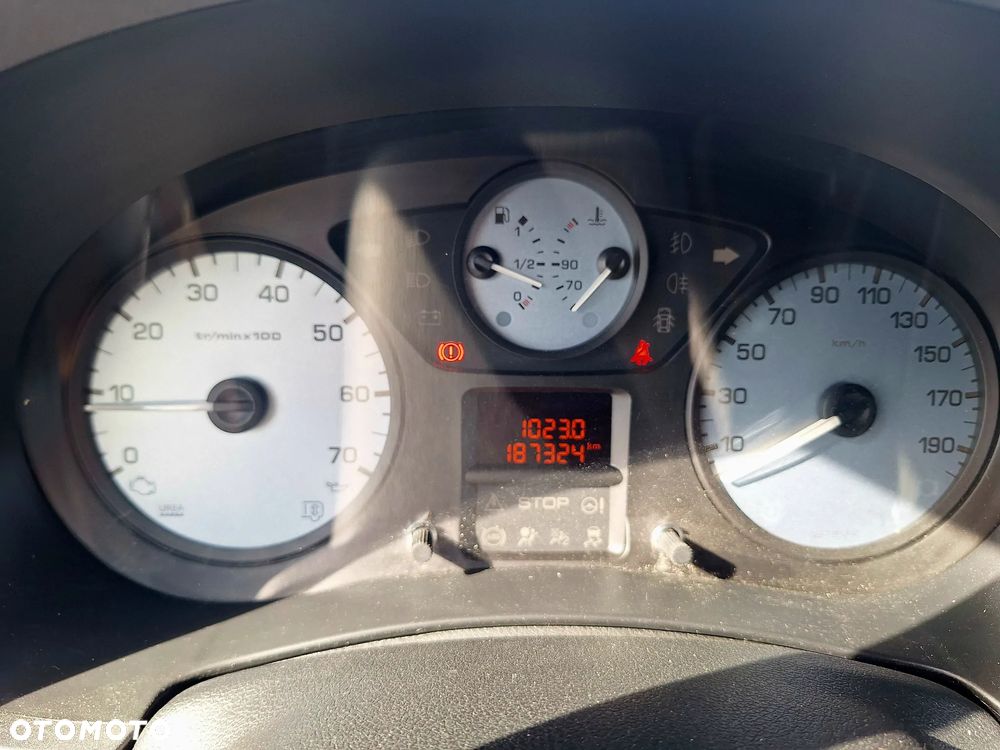 Citroën Berlingo Multispace BlueHDi 120 S&S 90 Jahre - 15
