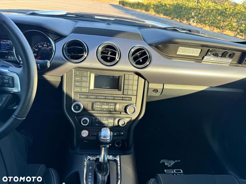 Ford Mustang 5.0 V8 GT - 33