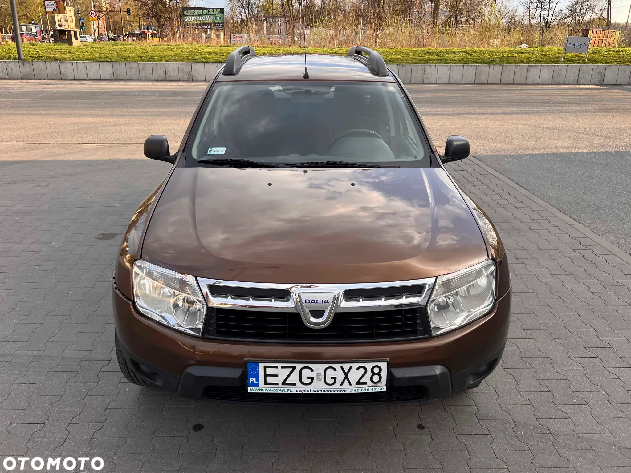 Dacia Duster 1.6 Laureate - 9