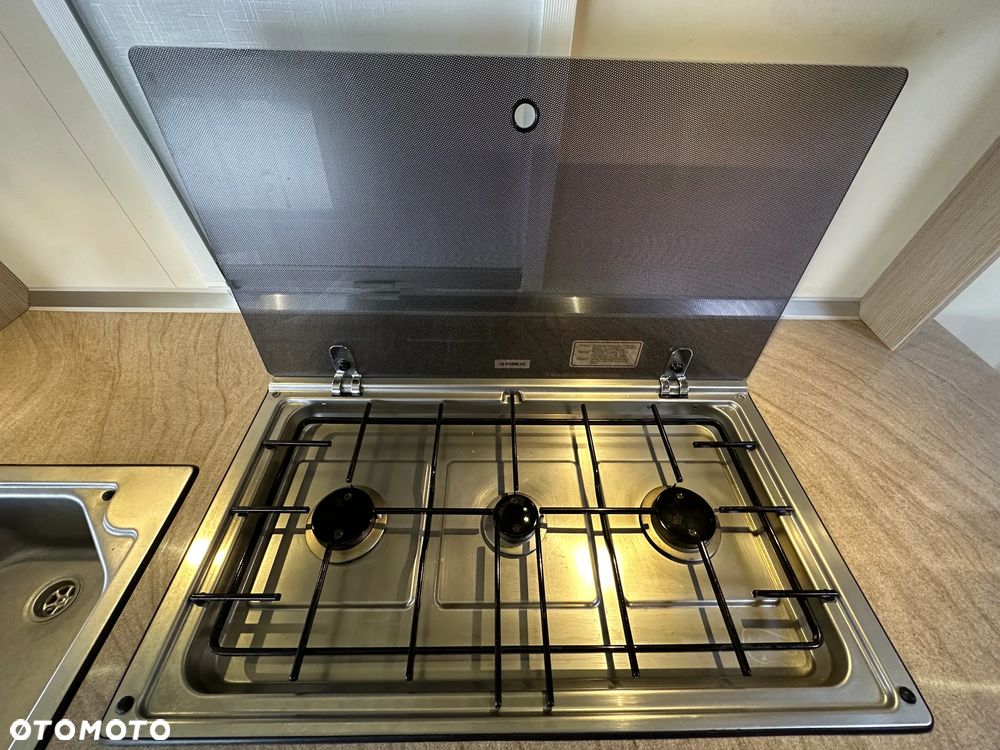 Burstner 460 TS AVERSO  z markizą kasetową THULE. GWARANCJA !!! - 25