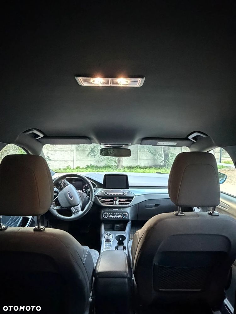 Ford Focus 1.0 EcoBoost Active - 20