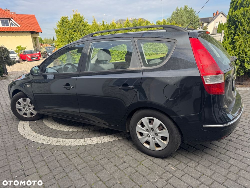Hyundai i30 i30cw 1.6 CRDi Edition 20 - 10