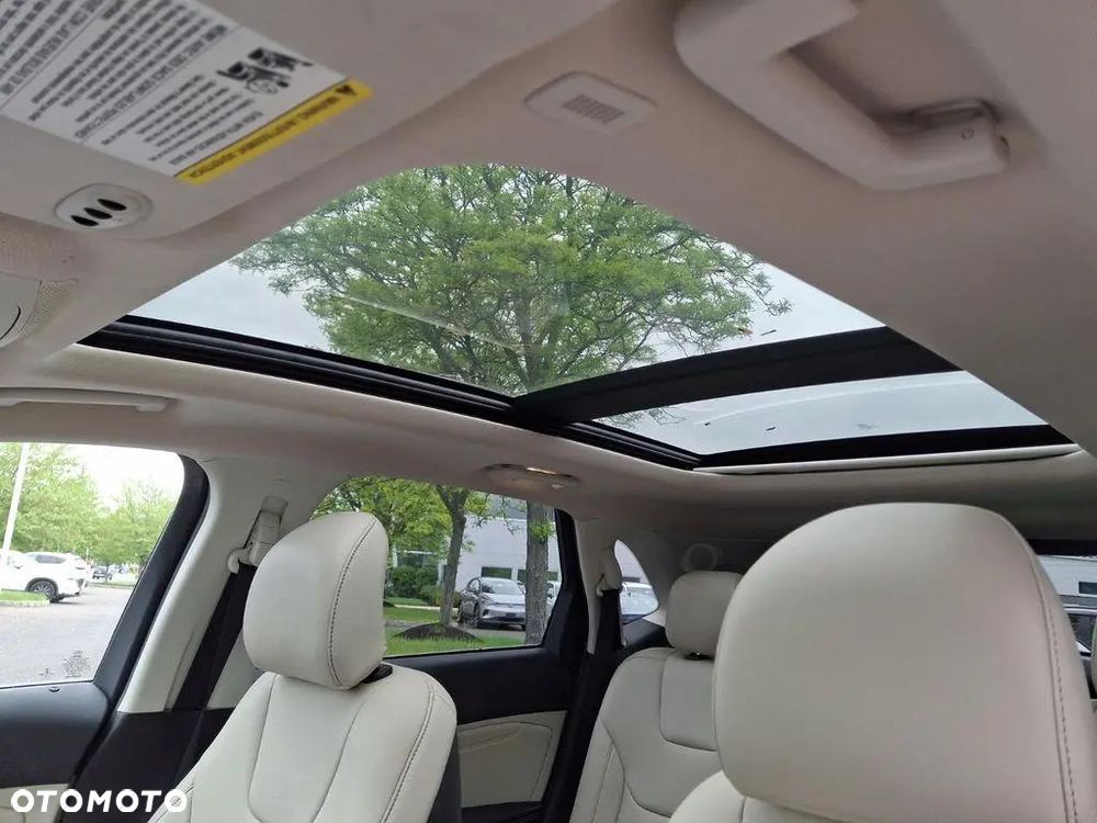 Ford Edge - 16