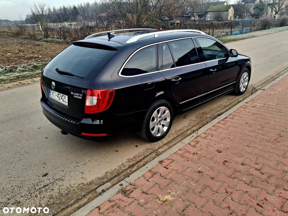 Skoda Superb 1.6 TDI GreenLine - 7